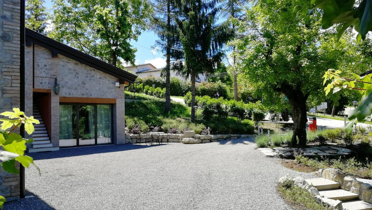 Parco Di Montebello 夸特罗卡斯泰拉 外观 照片